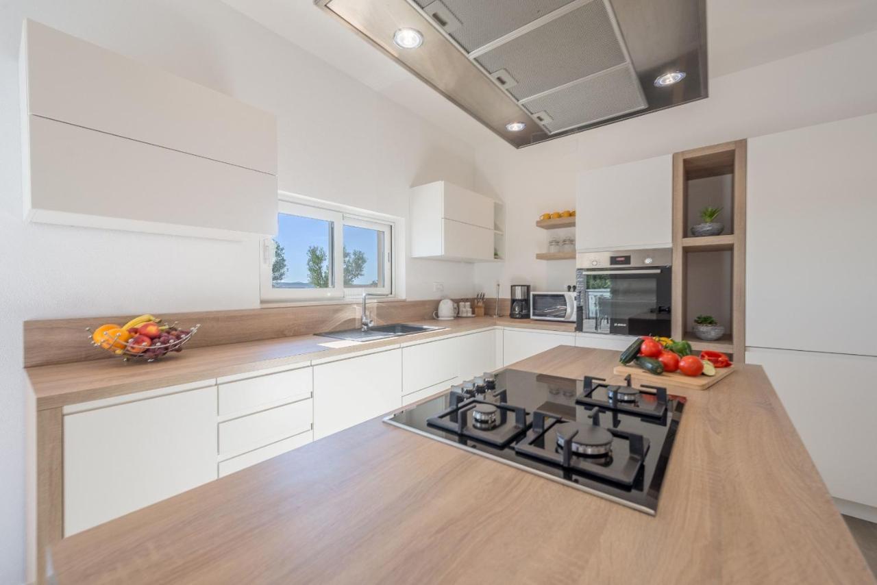 Villa Tara Zadarvillas Tinj Εξωτερικό φωτογραφία